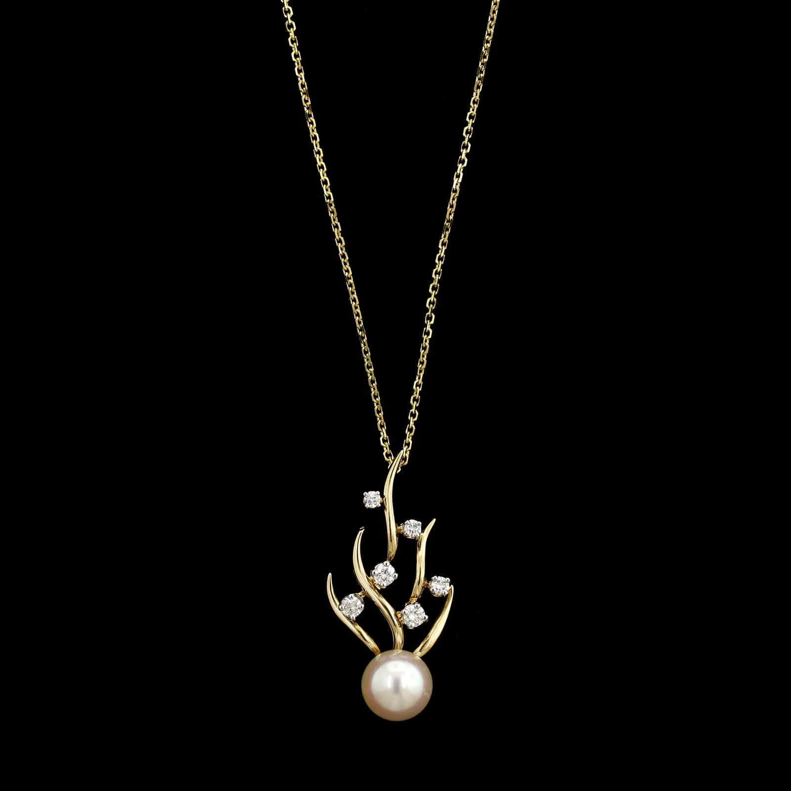 18K Yellow Gold Estate Cultured Pearl and Diamond Pendant Necklace