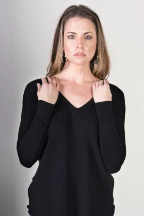 Majestic French Touch Long Sleeve Drop Shoulder V-Neck in Noir